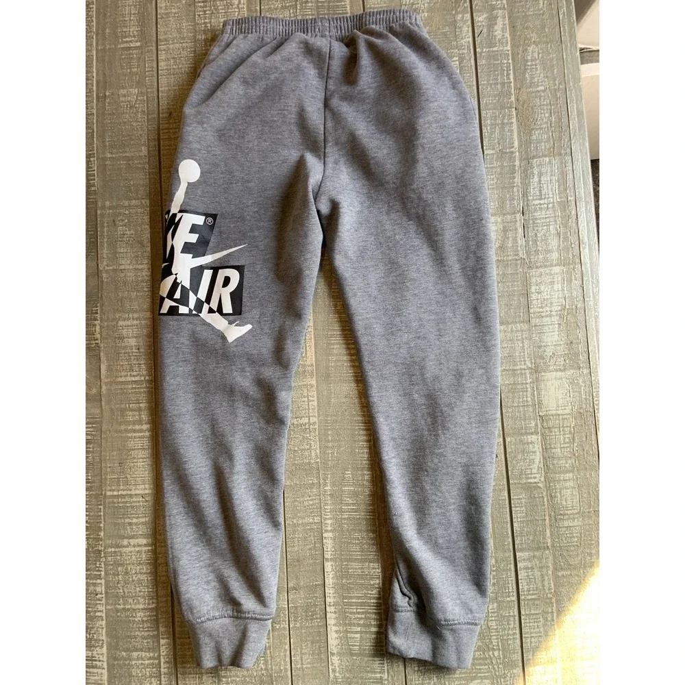 Nike Air Jordan Joggers Boys 10-12 yr Gray Logo Casual Sports‎ Basketball Medium